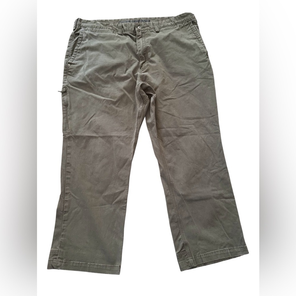 Duluth Trading Pants Flex Ballroom Khakis Mens 42x28 Olive Green Work Outdoors
